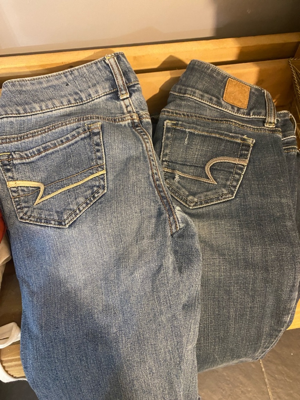 American Eagle Outfitters Women's Boot Cut Jeans - Medium Blue Wash